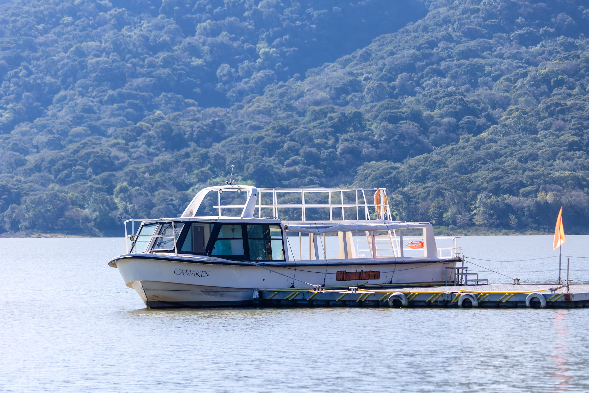 Paseo en Barco por el Dique Cadillal en Tucumán - Imagen 1