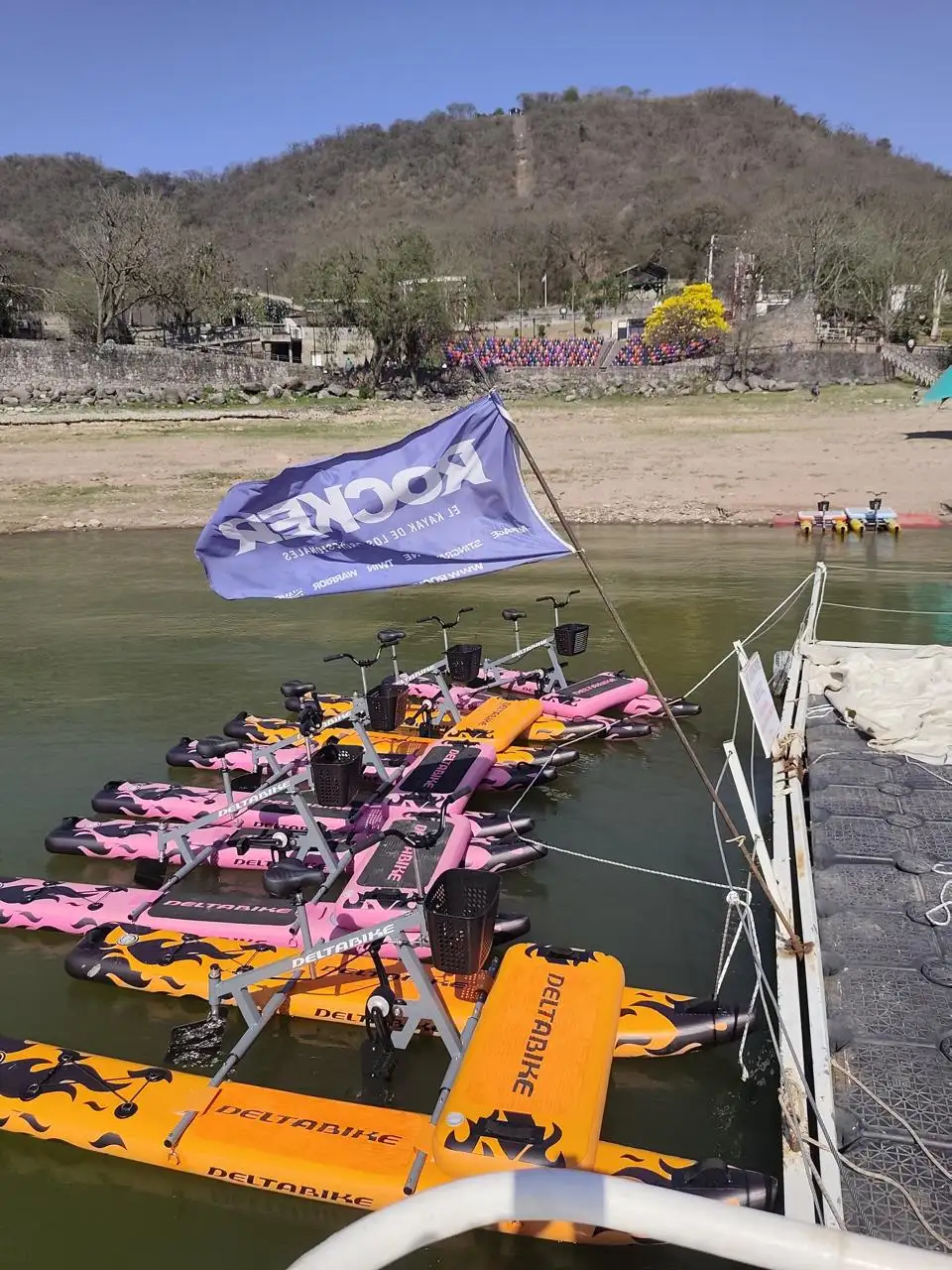 Bici acuatica - Imagen 1